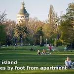 2 Between Of Chain Bridge, Cathedral, Parlament,castle Area Appartement Boedapest