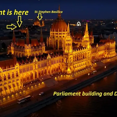 아파트 2 Between Of Chain Bridge, Cathedral, Parlament,castle Area