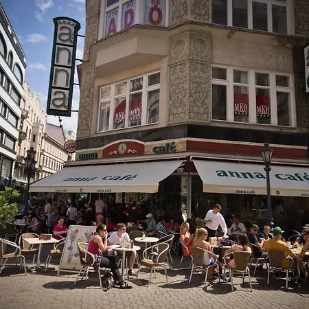 Apartament 2 Between Of Chain Bridge, Cathedral, Parlament,castle Area