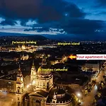 Apartman 2 Between Of Chain Bridge, Cathedral, Parlament,castle Area Budapest