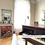 Apartman 2 Between Of Chain Bridge, Cathedral, Parlament,castle Area Budapest