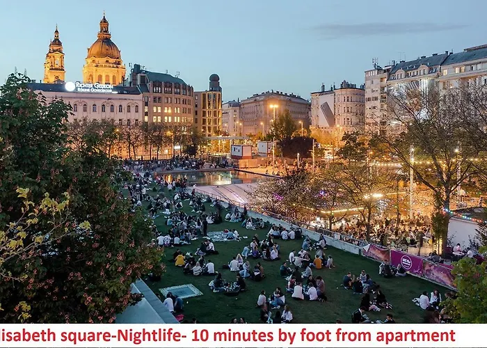 Apartment 2 Between Of Chain Bridge, Cathedral, Parlament,castle Area *