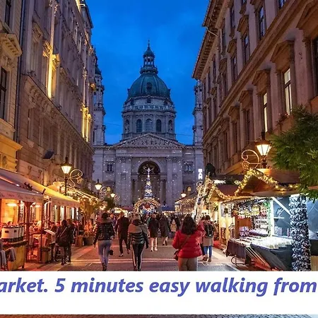 Appartement 2 Between Of Chain Bridge, Cathedral, Parlament,castle Area Budapest
